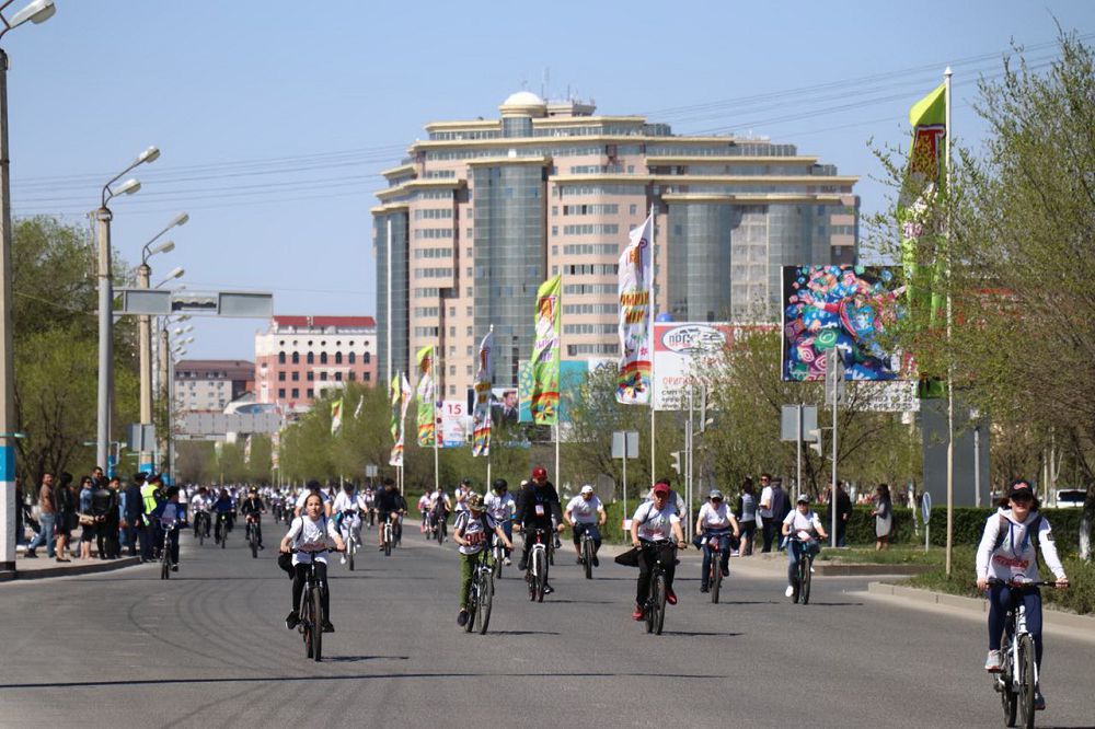 اتىراۋداعى ۆەلوسپورت مەرەكەسى