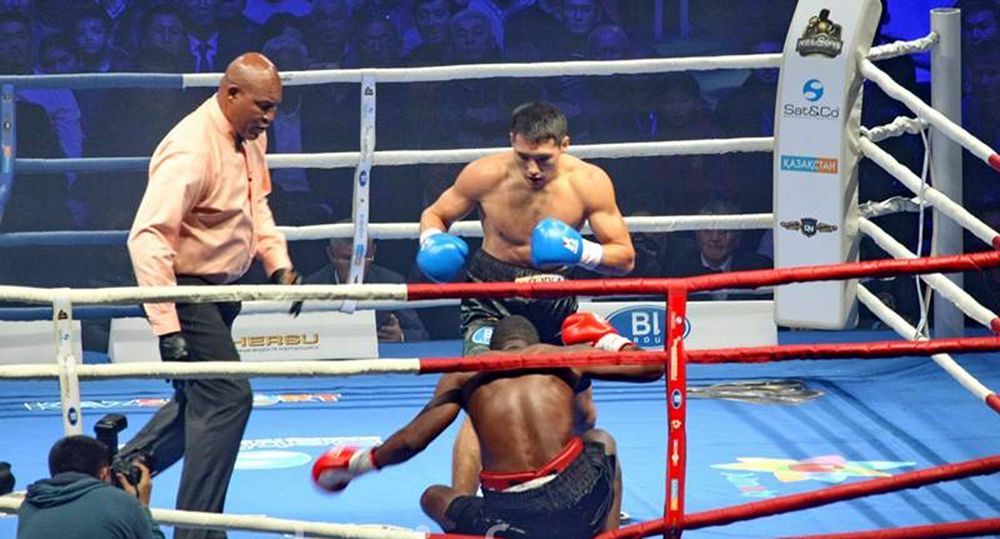 قازاقستاننىڭ اتاقتى بوكسشىسى جانىبەك ءالىمحان ۇلى ەندى كاسىپقوي رينگكە شىعادى