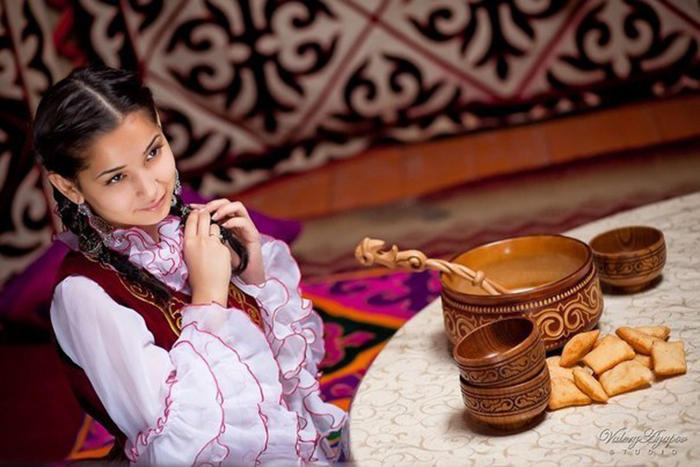 يبالىلىق – يگى قاسيەت
