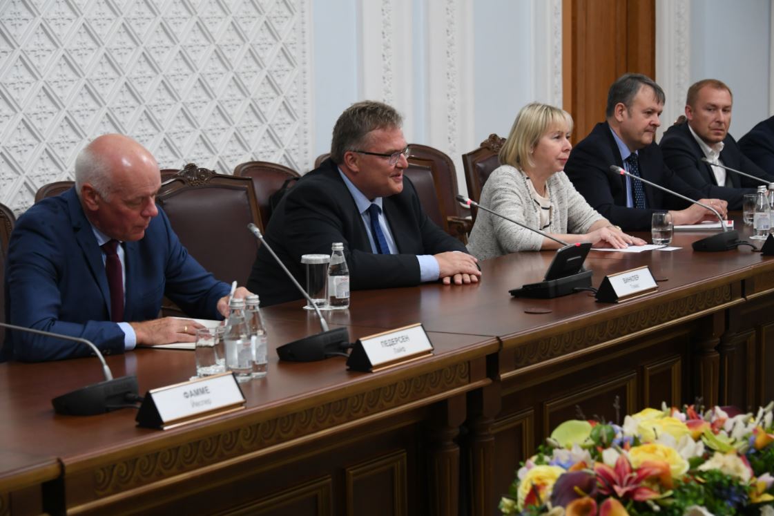 الماتى مەن دانيا كولىك, دەنساۋلىق ساقتاۋ جانە ەنەرگەتيكا سالالارىندا ىنتىماقتاستىق ورناتۋدا