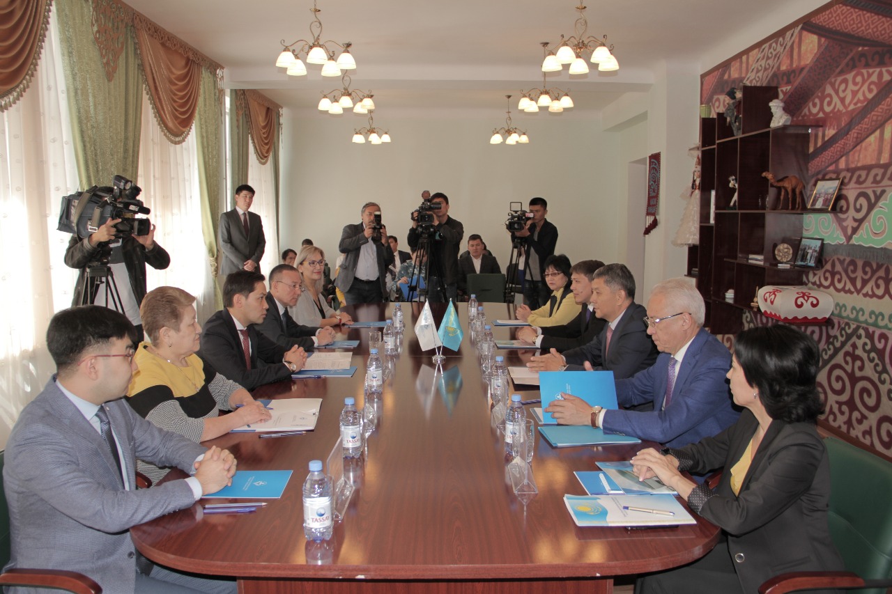 تارازدا زاماناۋي IT-كابينەت اشىلادى
