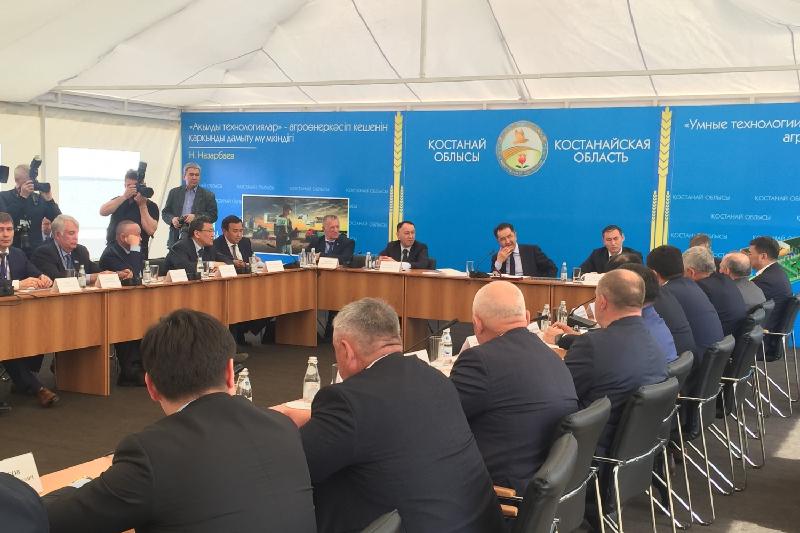 ب.ساعىنتاەۆ قوستاناي ءوڭىرىنىڭ بيزنەس وكىلدەرىمەن كەزدەسۋ وتكىزدى