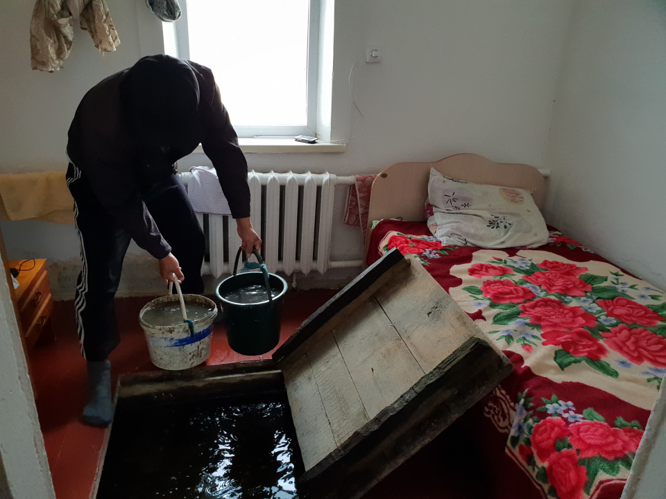 پاۆلوداردا  200 ءۇي جەراستى سۋىنان زارداپ كورىپ وتىر