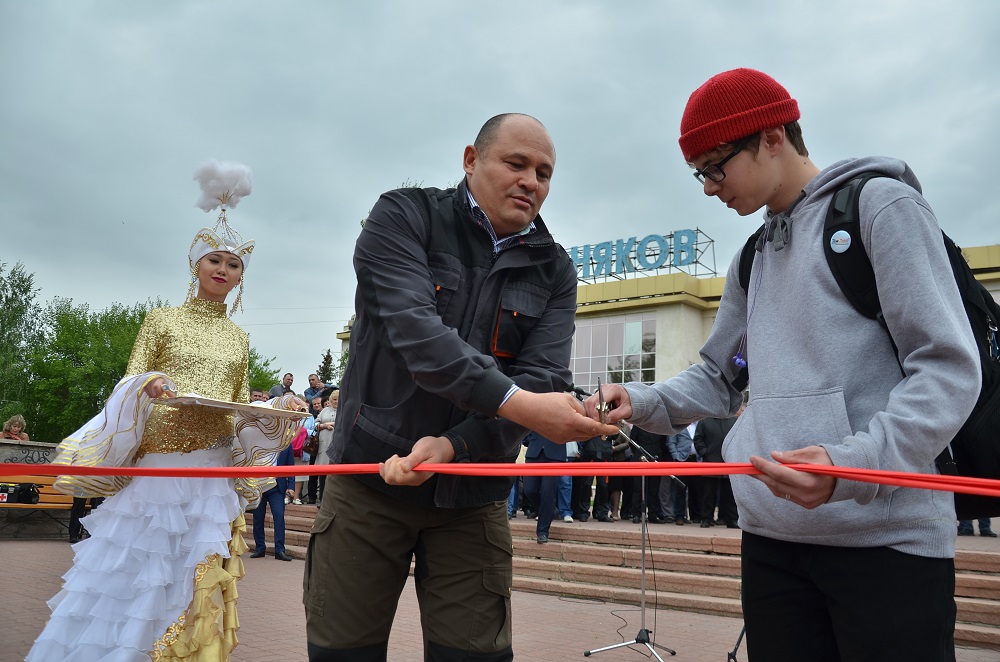 رۋدنىي قالاسىنىڭ ورتالىعىندا سكەيت ساياباعى اشىلدى