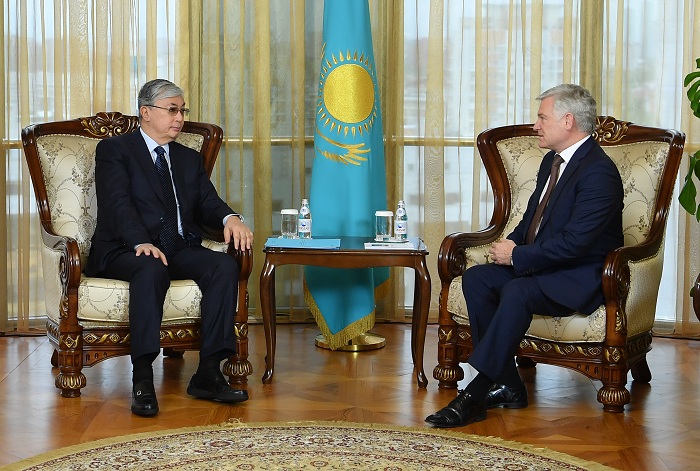 ق. توقاەۆ وزبەكستان جانە بەلارۋس ەلشىلەرىن قابىلدادى
