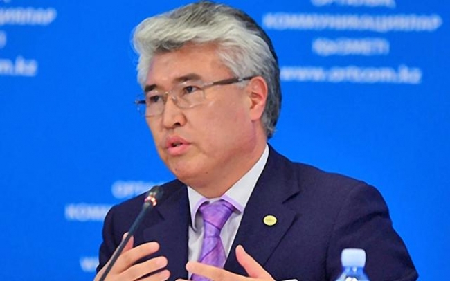 جاپون ەلشىسىنە ارحيۆ ماتەريالدارىنىڭ ەلەكتروندى كوشىرمەسى تاپسىرىلدى