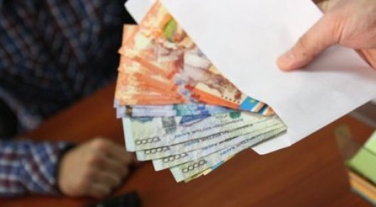 نۇرسۇلتان نازارباەۆ: مەكتەپتە ەدەن جۋشى بولۋ ءۇشىن پارا بەرۋ وڭتۇستىكتە عانا بار 