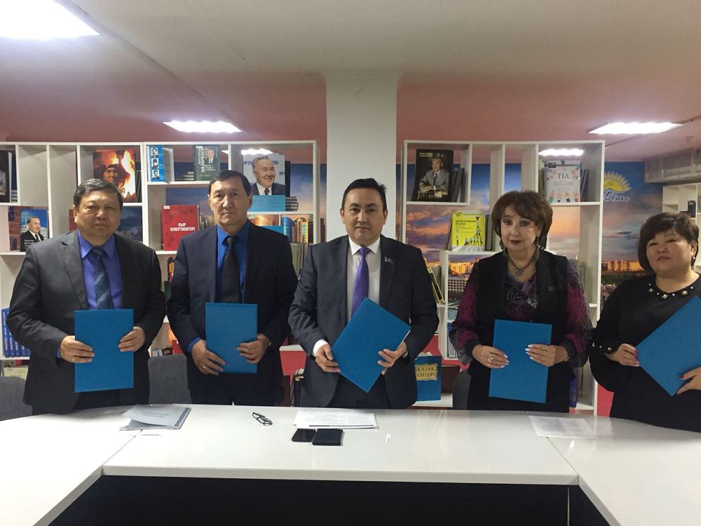 اقمولادا ءىت ورتا­لىقتارىن اشۋ جونىندەگى مەموراندۋمعا قول قويىلدى