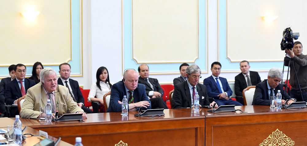  ۇلىبريتانيا دەپۋتاتتارى قازاقستاننىڭ ەكونومي­كا­لىق جەتىستىكتەرىن جوعارى باعالادى