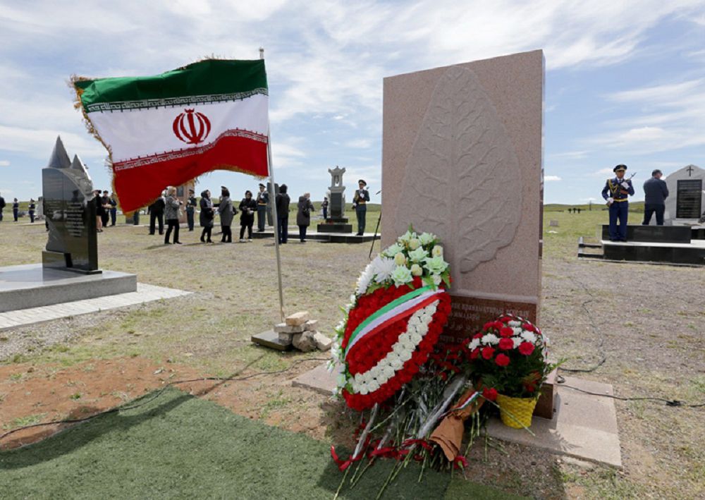 ەلشىلەر قۋعىن-سۇرگىن قۇرباندارىن ەسكە الدى