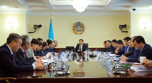 ۇكىمەتتە مەنينگيتتىڭ الدىن الۋ شارالارىن كۇشەيتۋ ماسەلەسى قارالدى