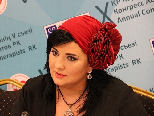 قازاقستان «قىزىل تۇسكە كيىن!» ناۋقانىنا قوسىلدى