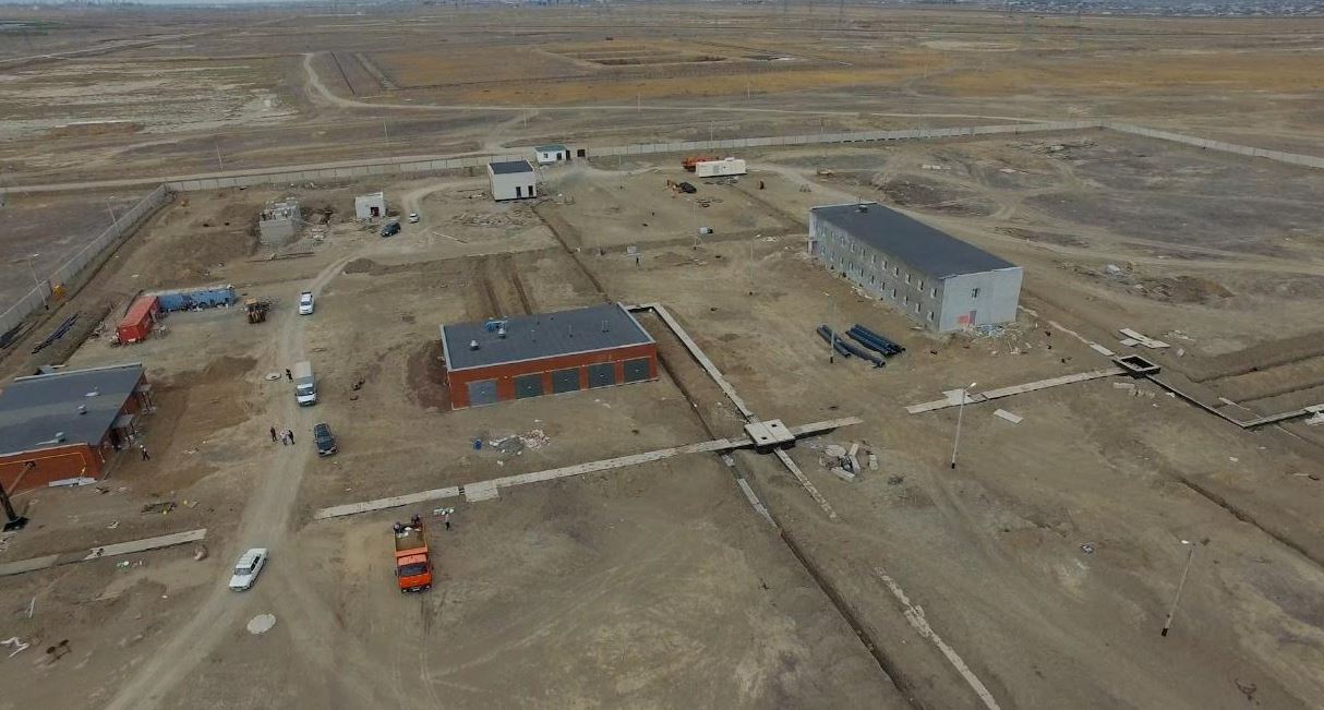 اتىراۋدا كارىز سۋىن تازارتۋ عيماراتىنىڭ جاڭا جۇيەسى سالىنىپ جاتىر