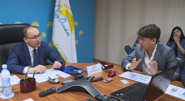 اقپارات جانە كوممۋنيكاتسيالار ءمينيسترى «نۇر وتان» پارتياسىندا قوعامدىق قابىلداۋ وتكىزدى