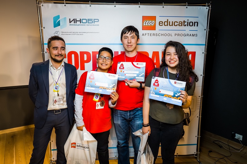 قازاقستاننىڭ جاس ينجەنەرلەرى ماسكەۋدە توپ جاردى