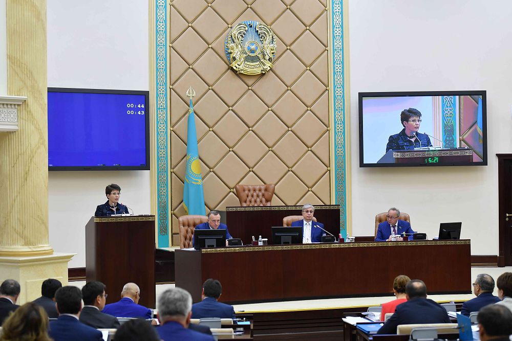 سەناتتا رەسپۋبليكالىق بيۋدجەت ەسەبى قارالدى