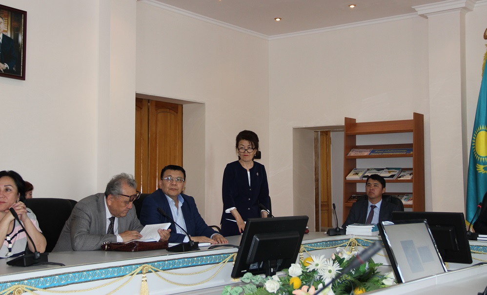 عالىم تاتيانا تۋگايدىڭ احمەت بايتۇرسىنوۆ تۋرالى كىتابى تانىستىرىلدى