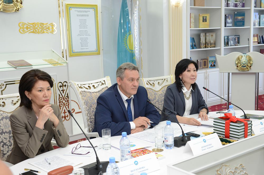 قحا عىلىمي ساراپشىلىق كەڭەسىنىڭ كەڭەيتىلگەن وتىرىسى ءوتتى