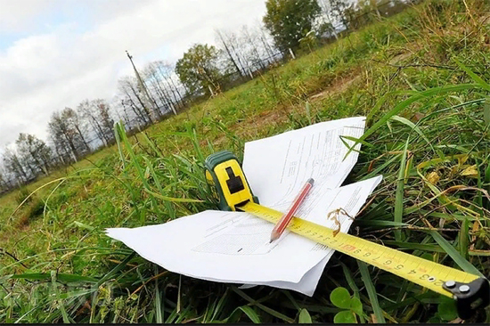 جەر كاداسترى – دەپۋتاتتار نازارىندا