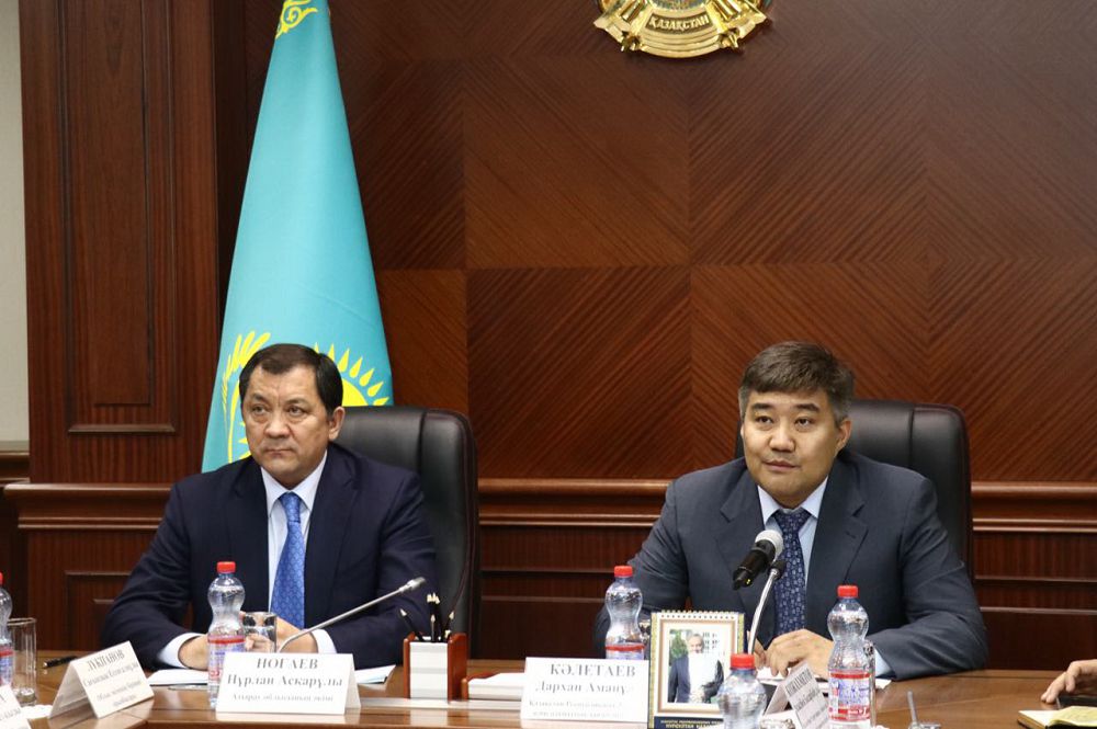 اتىراۋدا ۇكىمەتتىك ەمەس ۇيىمداردىڭ جۇمىسى تالقىلاندى