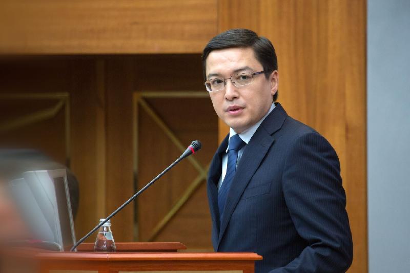 دانيار اقىشەۆ «7-20-25» باعدارلاماسىن ىسكە قوسۋ مەرزىمىن ناقتىلادى