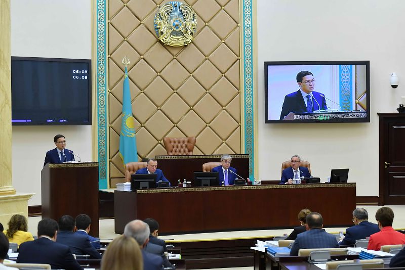 سەناتتىڭ جالپى وتىرىسىندا قانداي ماسەلەلەر تالقىلاندى؟