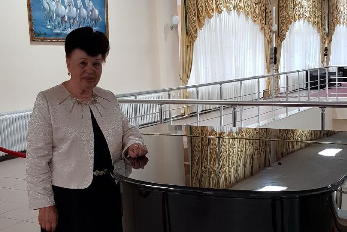 نادەجدا لۋشنيكوۆا: مەنى ءوز تىلىندە سويلەتكەن قازاقتىڭ كوڭىلى بيىك قوي