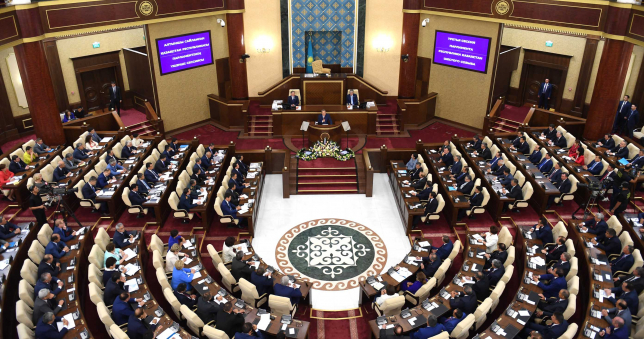 بۇگىن پارلامەنت پالاتالارىنىڭ بىرلەسكەن وتىرىسى وتەدى