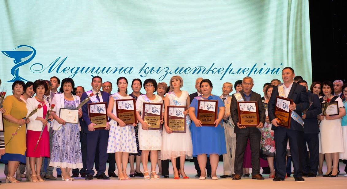 قىزىلوردالىق ۇزدىك تۇلەكتەرگە مەديتسينالىق ۋنيۆەرسيتەتتەرگە گرانت ءبولىندى