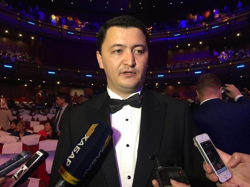 استانانىڭ ۇزدىك دارىگەرلەرى ميلليون تەڭگە الدى
