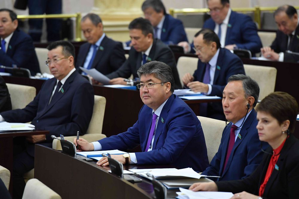 بىرعانىم ءايتىموۆا: مالىمەت نەگە دەر كەزىندە بەرىلمەيدى؟
