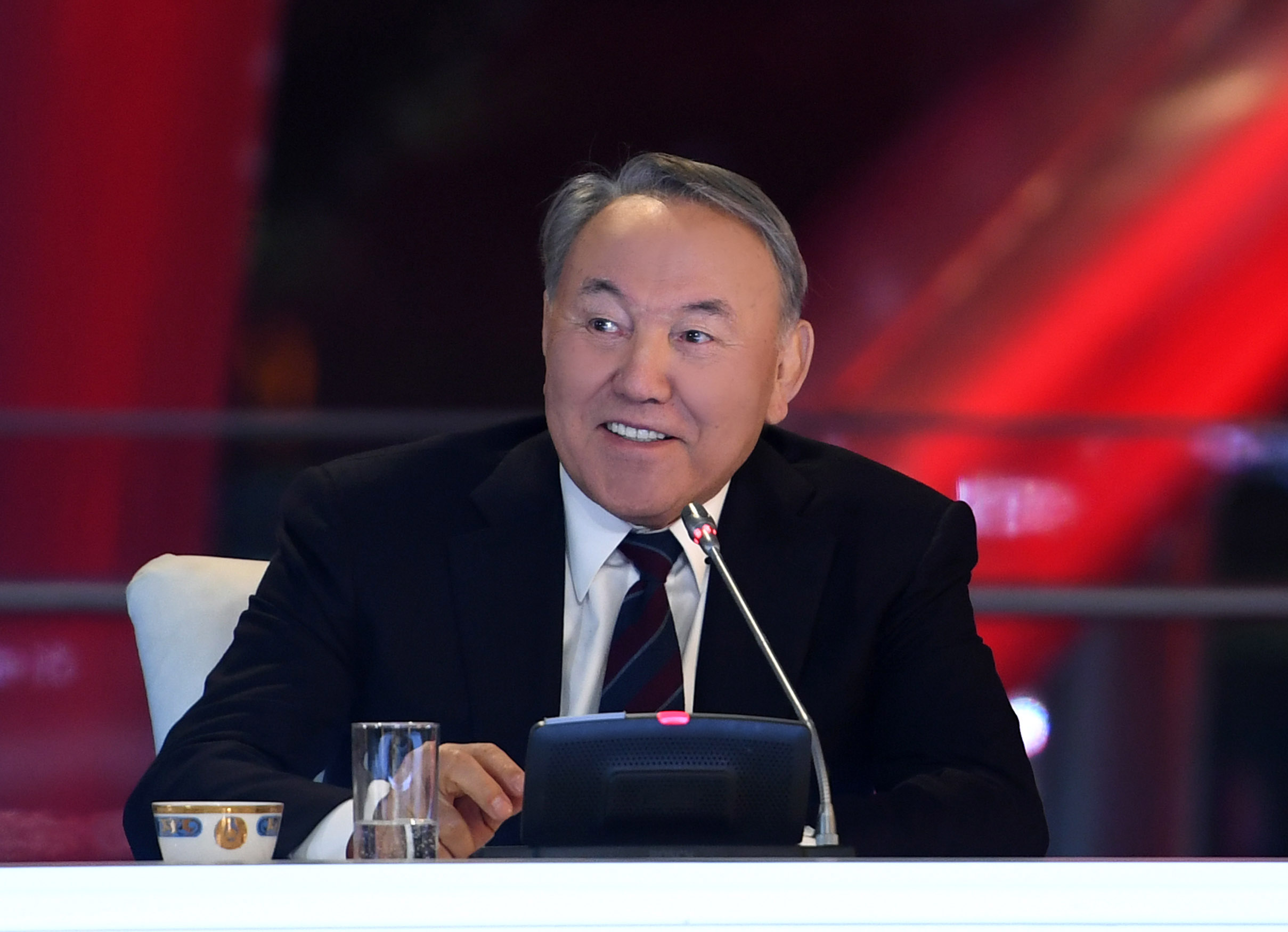 كەز كەلگەن ماماندىق ەگەر سەن ونى جاقسى كورسەڭ باقىتقا اينالادى - ەلباسى