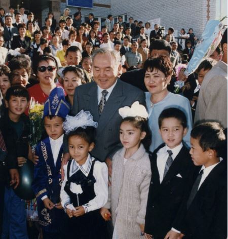 استانانىڭ العاشقى مەكتەبى