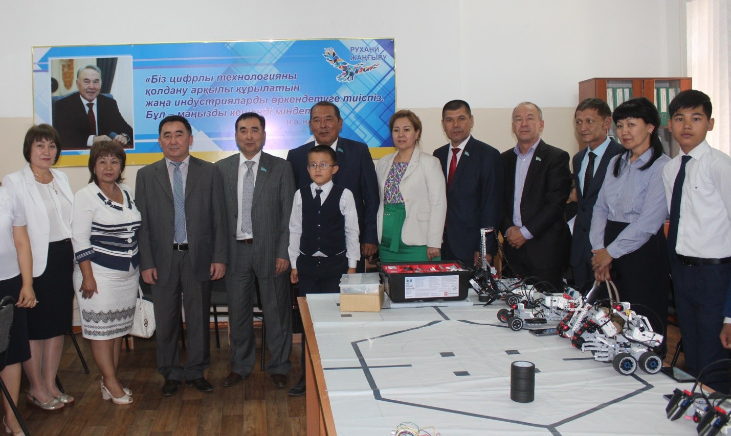 جاڭاوزەندە بالالارعا ارنالعان تەگىن ءىت سىنىبى اشىلدى
