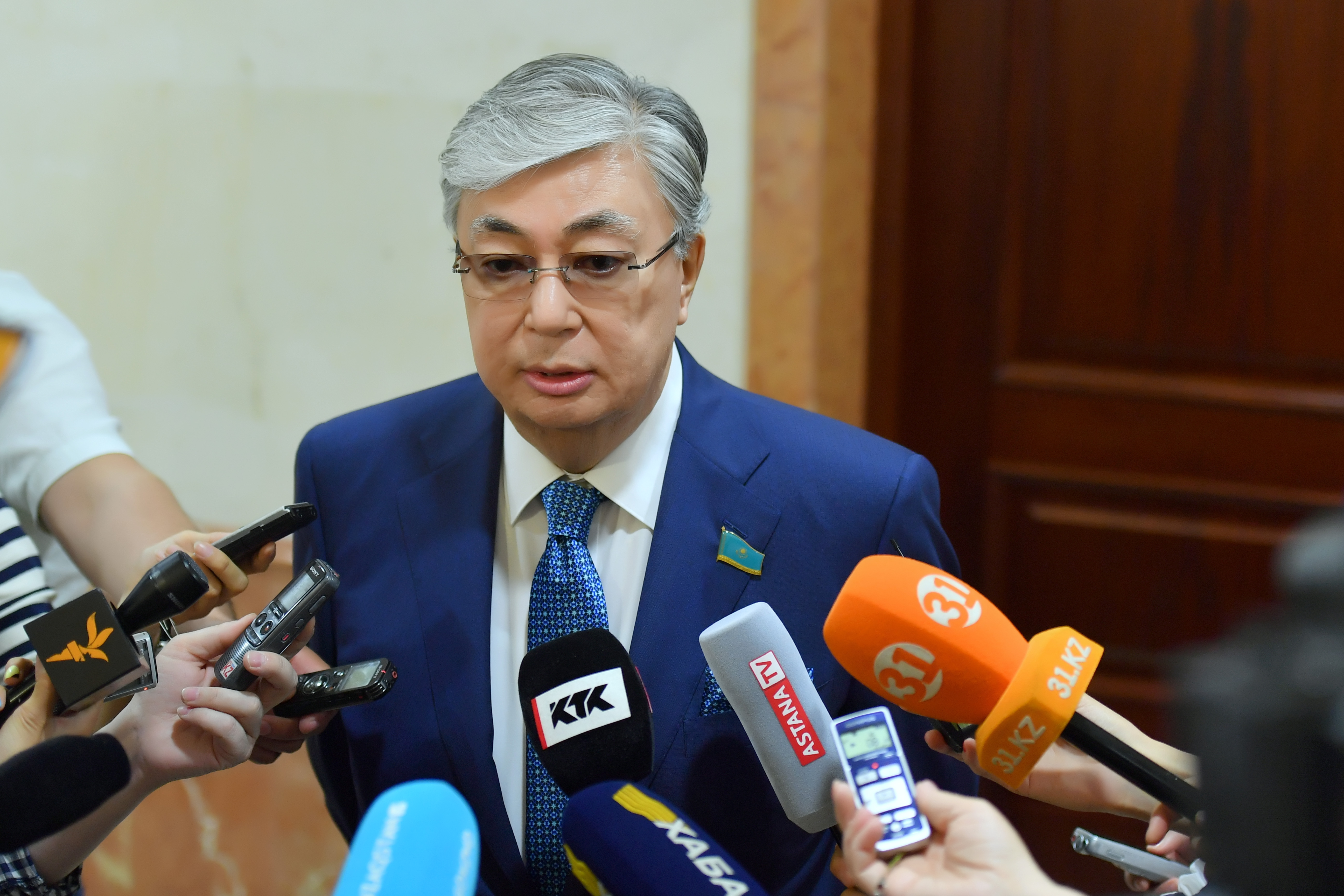 ەلباسى الداعى سايلاۋعا قاتىسۋ تۋرالى شەشىمدى دانا ادام رەتىندە ءوزى قابىلدايدى - ق. توقاەۆ