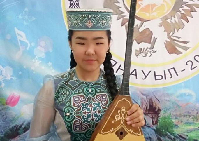 پاۆلوداردا «كۇي-قۇدىرەت» دومبىراشىلار بايقاۋى ءوتتى