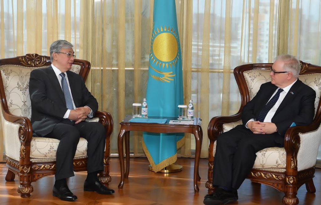 سەنات توراعاسى كۋبا مەن  ۇلىبريتانيا ەلشىلەرىن قابىلدادى