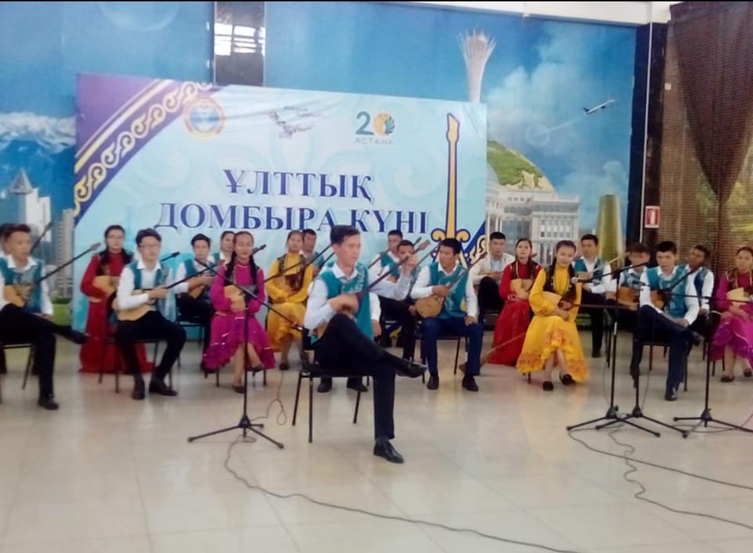 قىزىلوردادا ۇلتتىق دومبىرا كۇنى اتاپ ءوتىلدى