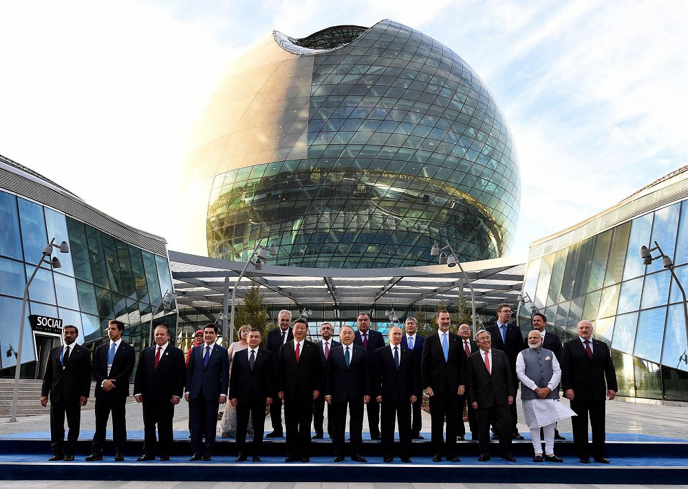 2 شىلدە – قازاقستاننىڭ ديپلوماتيالىق قىزمەتى كۇنى