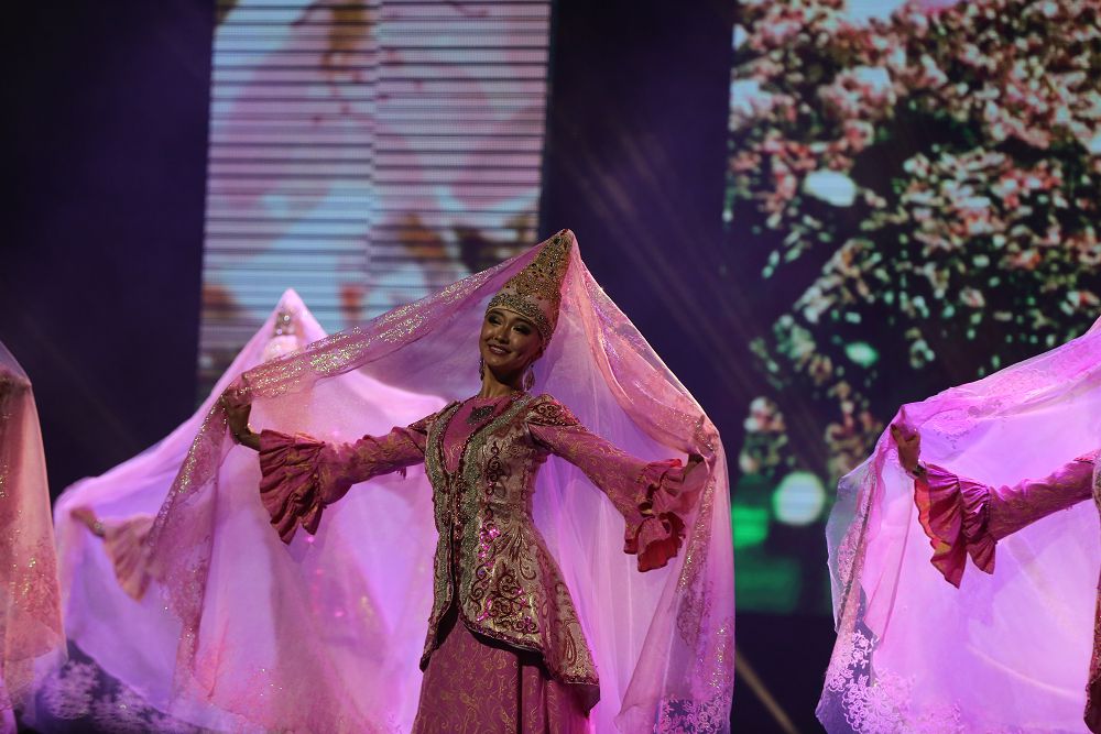 ايتۋلى فەستيۆالدىڭ ايشىقتى اسەرلەرى