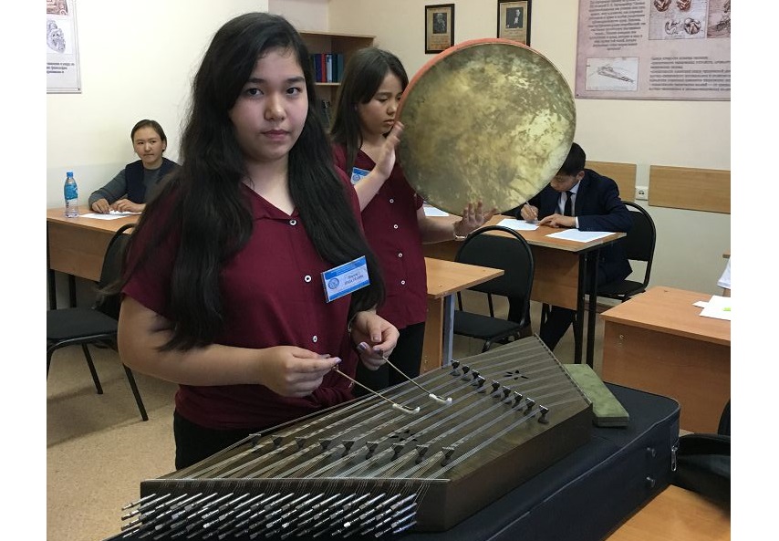 انا ءتىلىن, اتاجۇرتىن اسپەتتەگەن