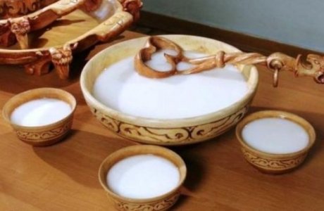 باتىر اۋىلىنداعى قىمىزمۇرىندىق
