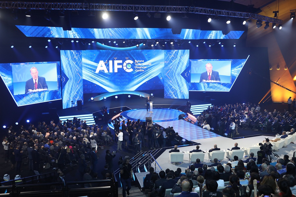 نۇرسۇلتان نازارباەۆ احقو-نىڭ جۇمىسىنا ساتتىلىك تىلەدى