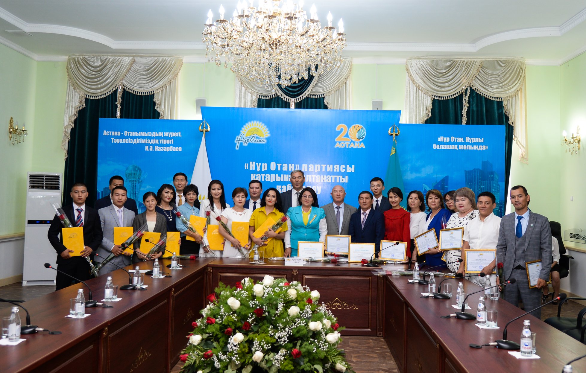 قىزىلوردادا «نۇر وتان» پارتياسىنا جاڭا مۇشەلەر قابىلداندى