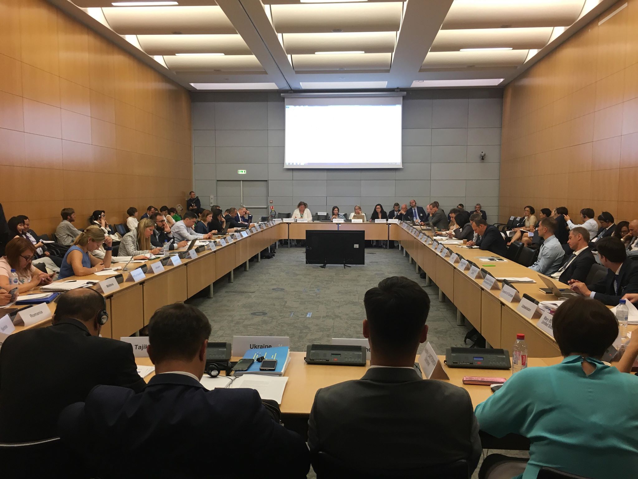 قوعامدىق دامۋ مينيسترلىگى قوعامدىق كەڭەستەردەگى مەملەكەتتىك ورگان وكىلدەرىن ازايتۋدى ۇسىندى