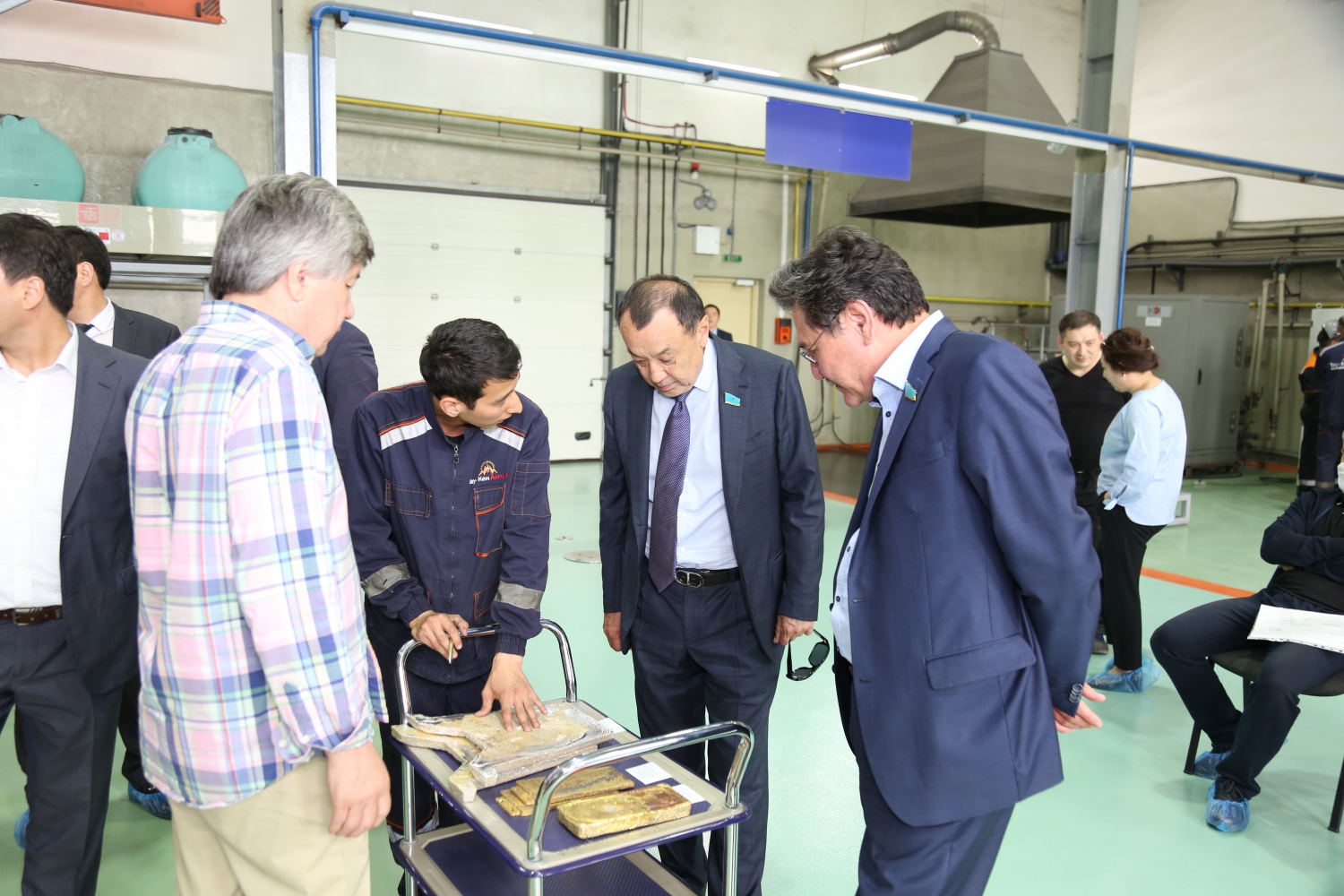 سەنات دەپۋتاتتارى «استانا – جاڭا قالا» ەركىن ەكونوميكالىق ايماعىنا باردى