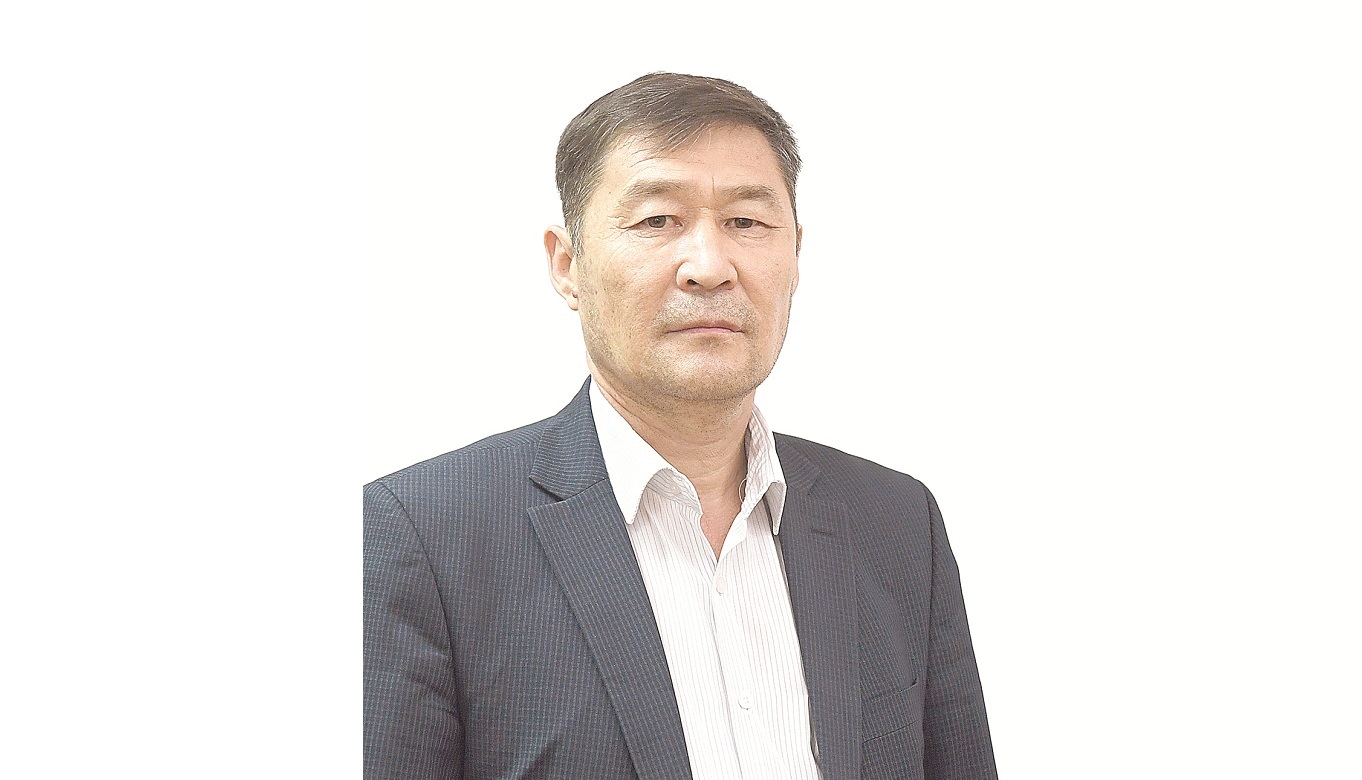 «قارتى بار ەل – قازىنالى ەل»