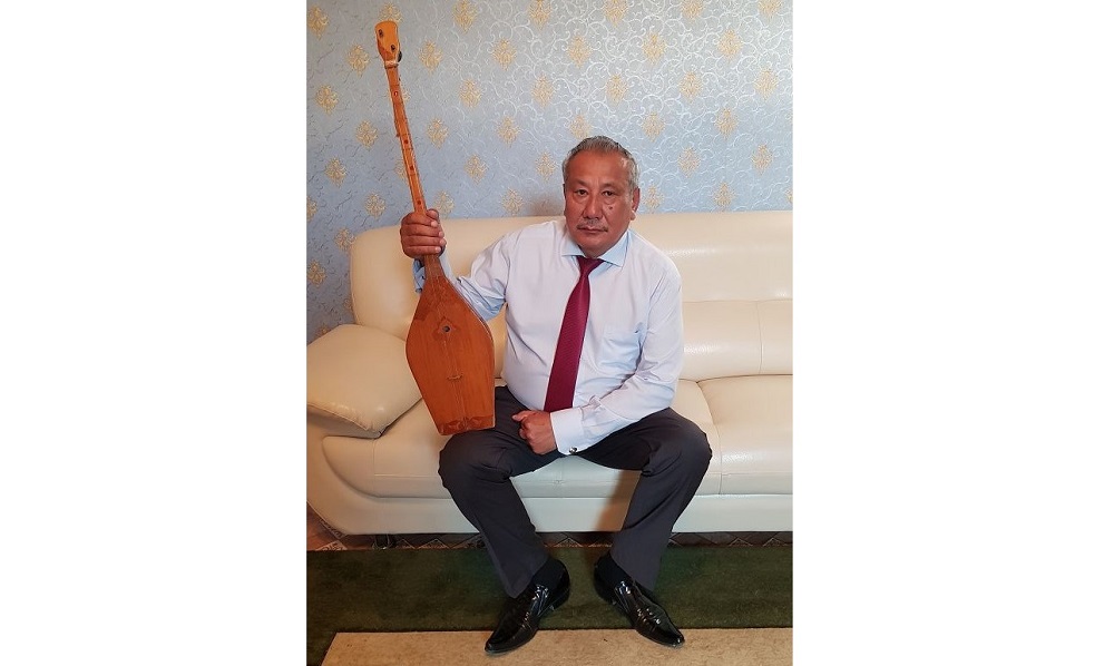 ايتىسكەر ۇستاعان دومبىرا