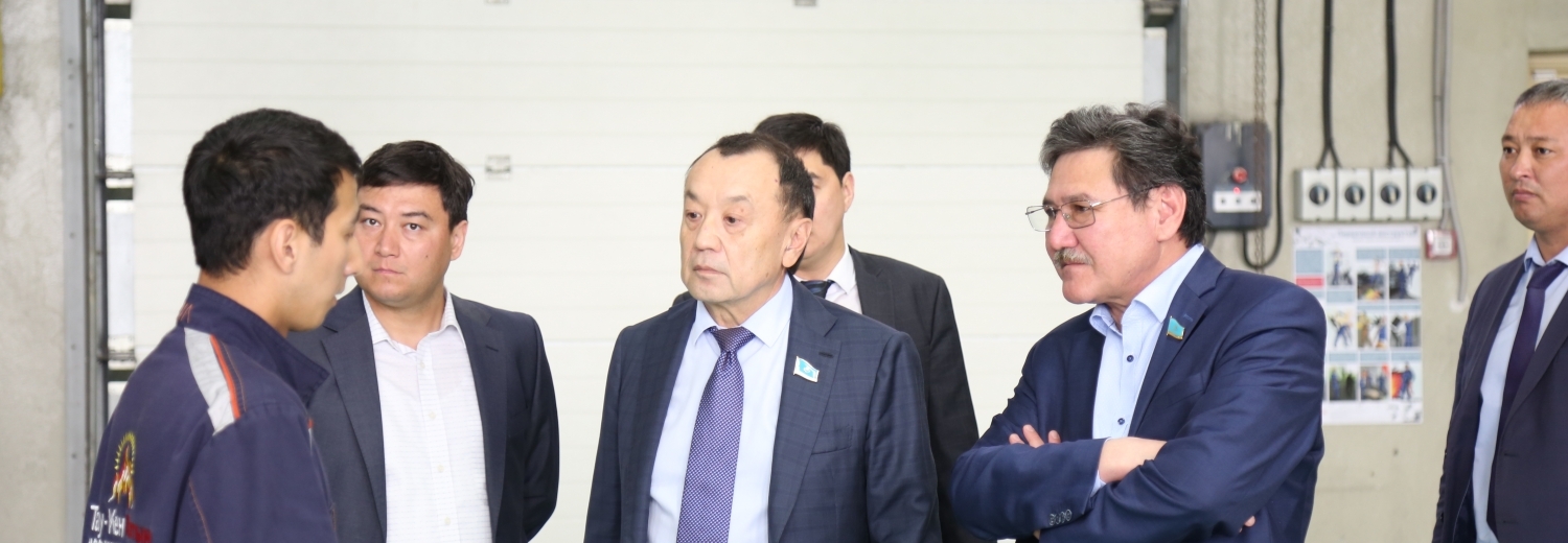 سەنات دەپۋتاتتارى «استانا – جاڭا قالا» ەركىن ەكونوميكالىق ايماقتا بولدى