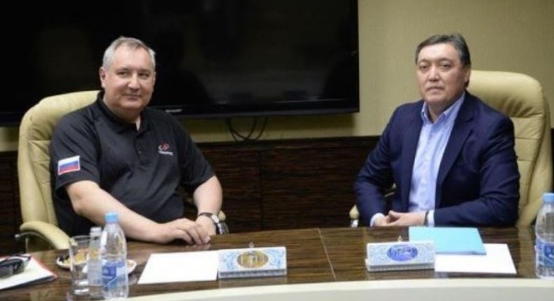 اسقار مامين «روسكوسموس» كورپوراتسياسىنىڭ باس ديرەكتورىمەن كەزدەستى